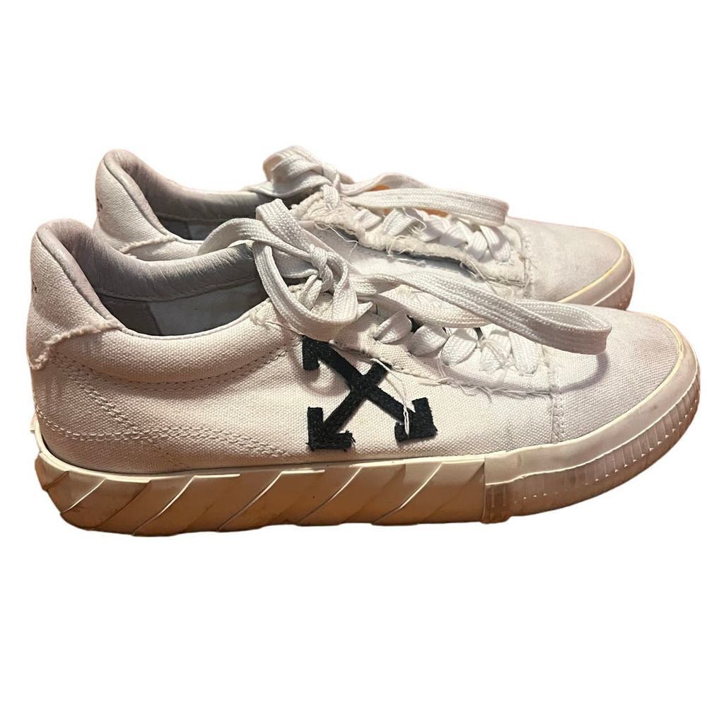 Off-White x Virgil Abloh Vulcanized White Sneaker Women's Sz. 9